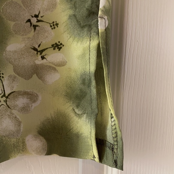 Reitmans Skirt in green floral - size 11/12 - Picture 2 of 5